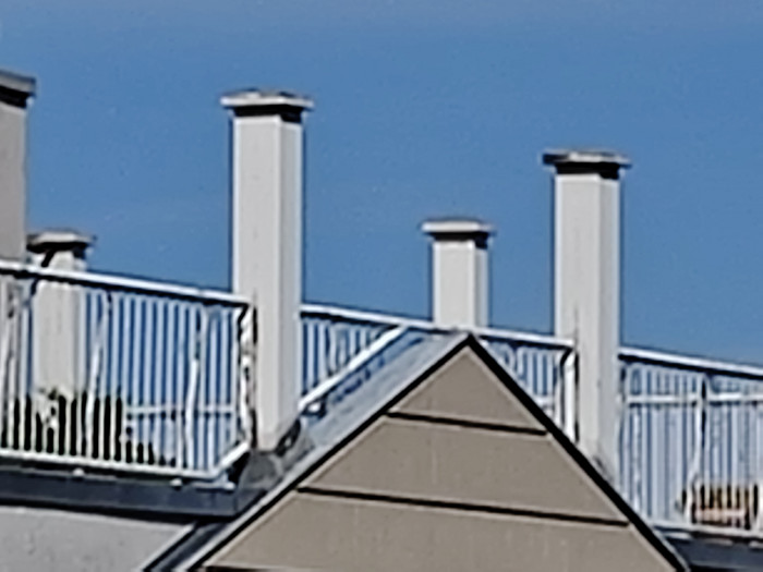 Der 20-fache Digitalzoom beim Phone (1) eignet sich nur zu Dokumentationszwecken. (Bild: Tobias K&ouml;ltzsch/Golem.de)